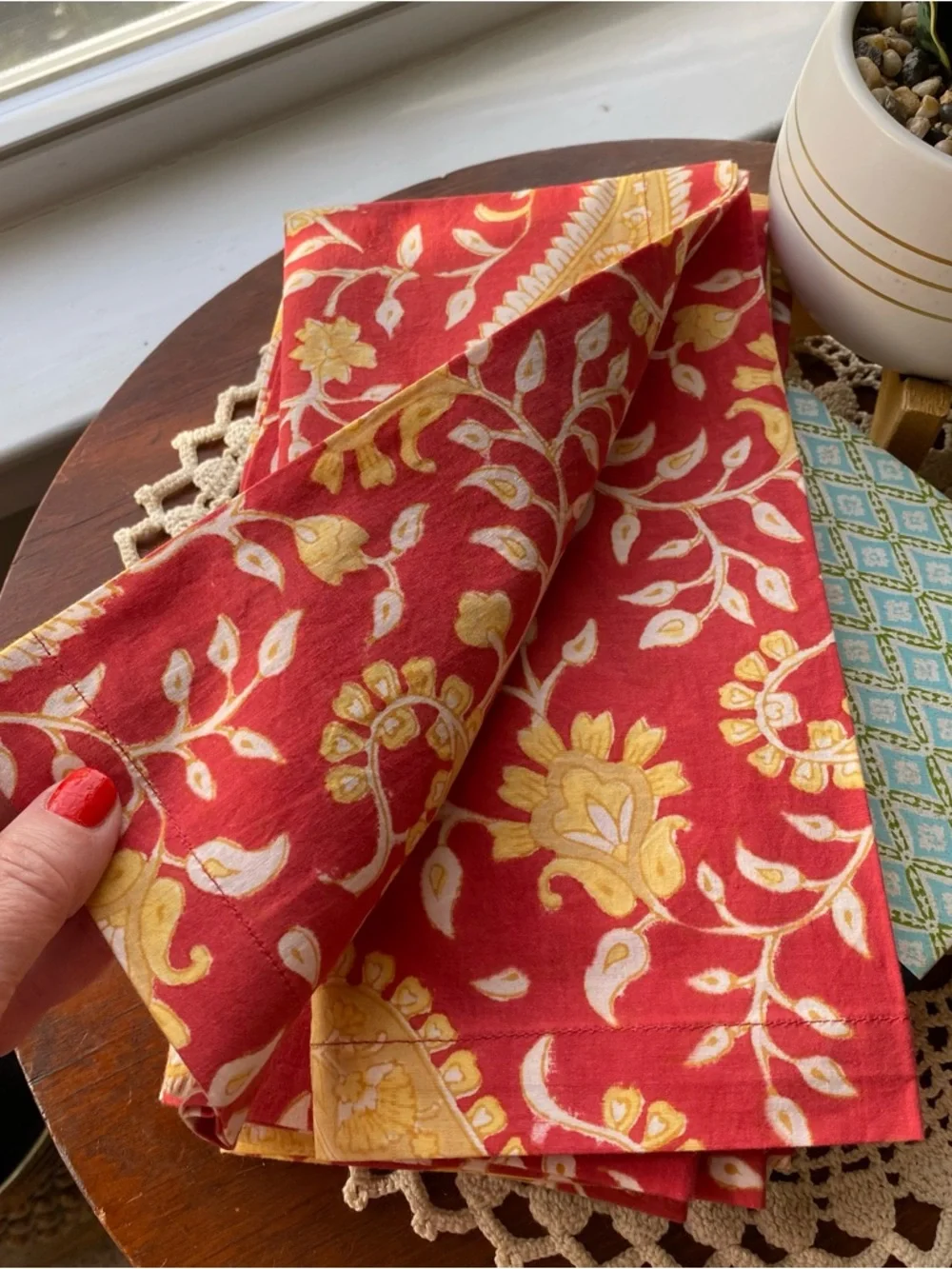 Pottery Barn Cloth Table Napkins 100% Cotton Set of 4 NEW!